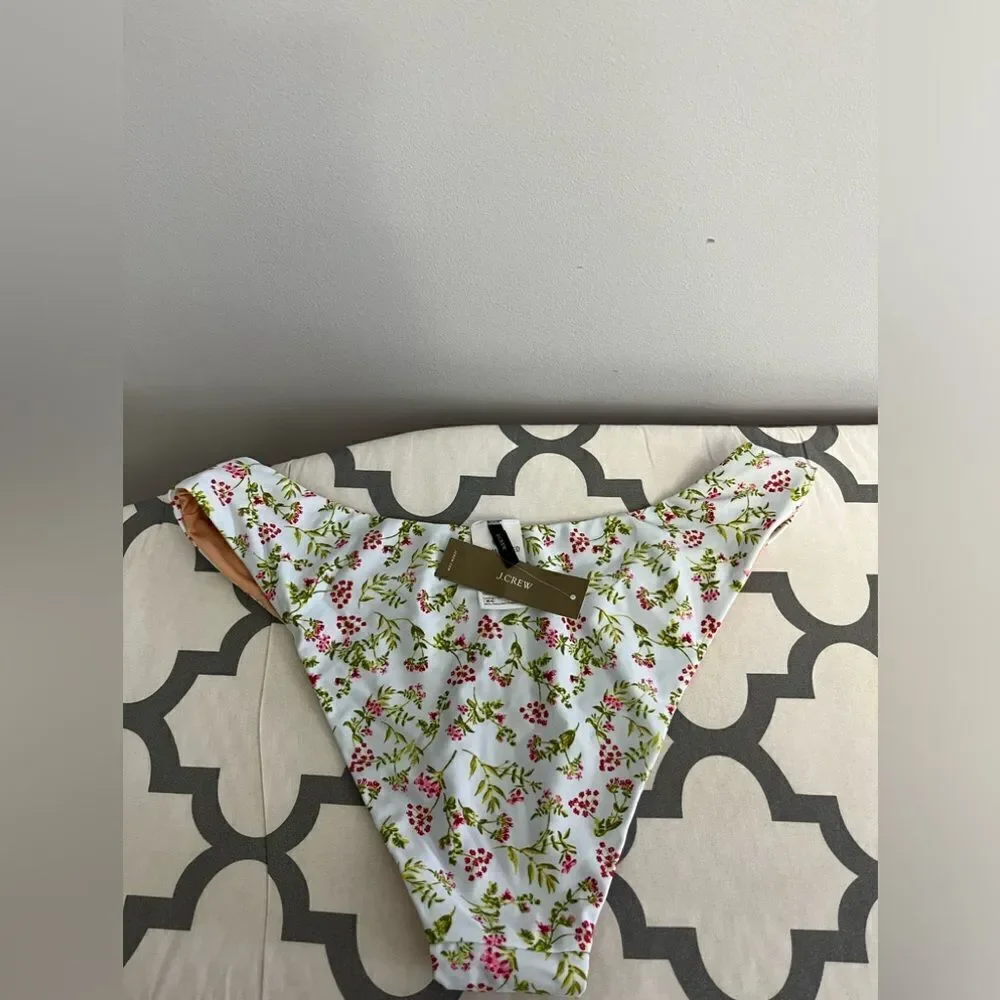 J.Crew Curved-waist cheeky bikini bottom in cloud meadow floral NWT Size M